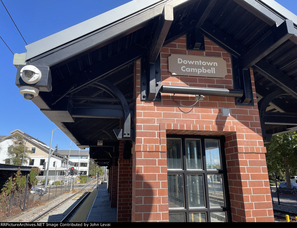 Downtown Campbell VTA LR Station